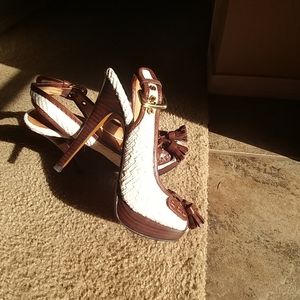 Zara Woman Tassel Weave Peeptoe Heels